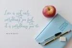 Hello Bunda Script Font