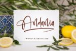 Alisteria – Modern Handwritten Font