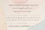 Morphadore - Longtail Script Font