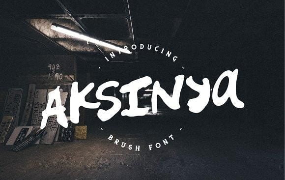 Aksinya Brush Font