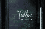 Chalisha Script Font