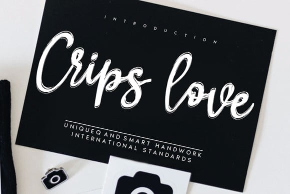 Crips Love Font