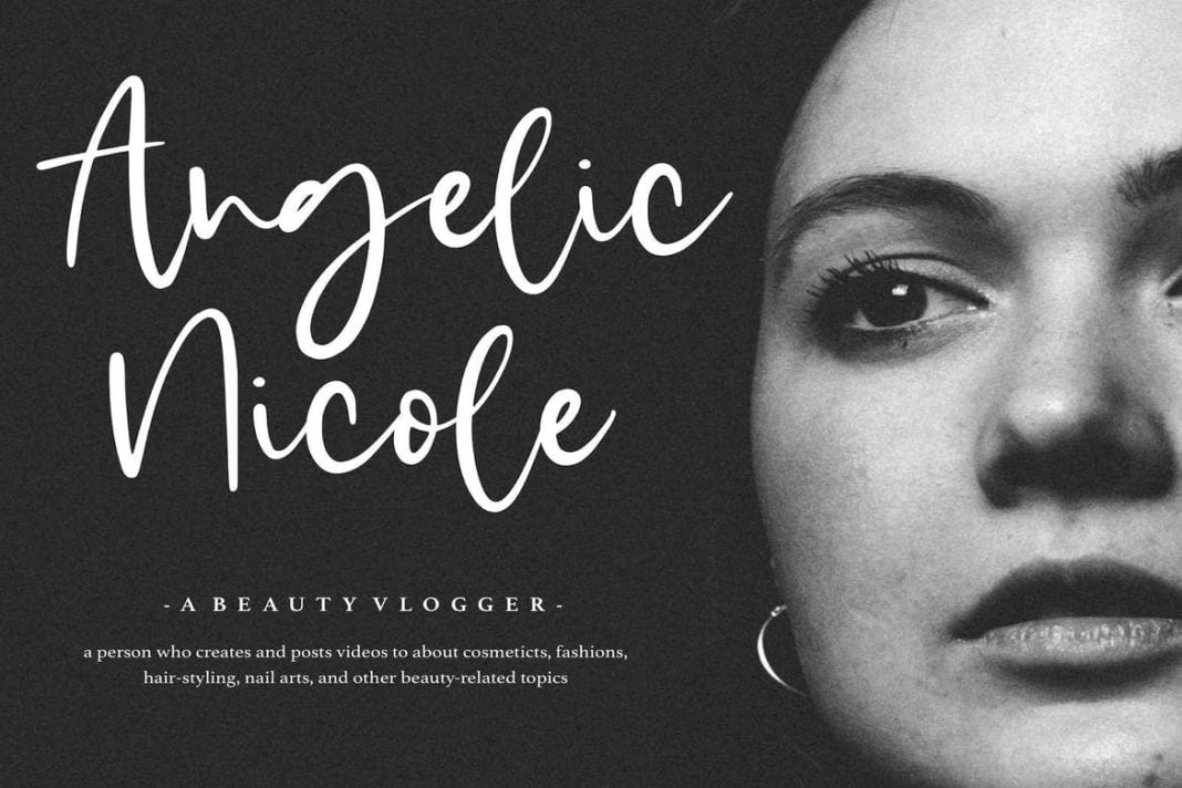 Dailymoon Script Font