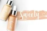 Helena Bloom Font
