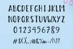 Hugs & Kisses Font