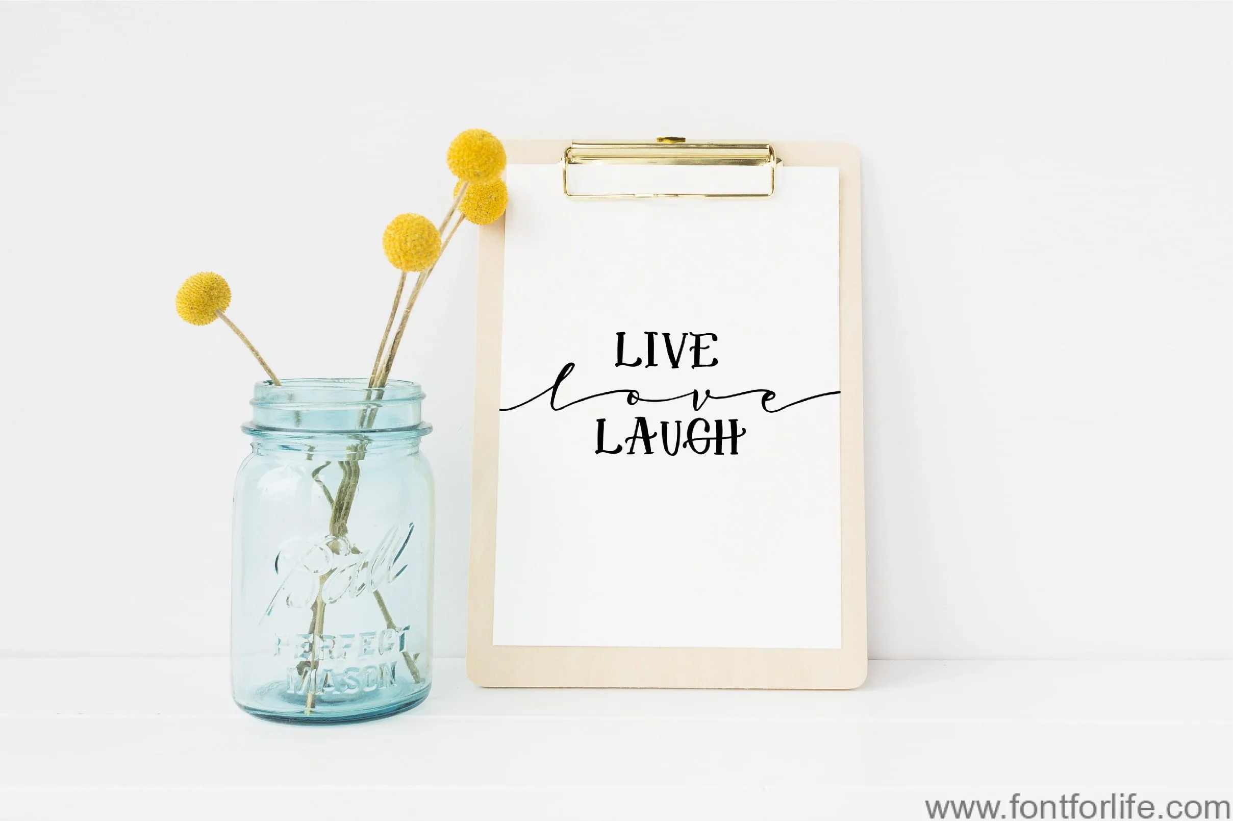 Oh Lovely Day Font