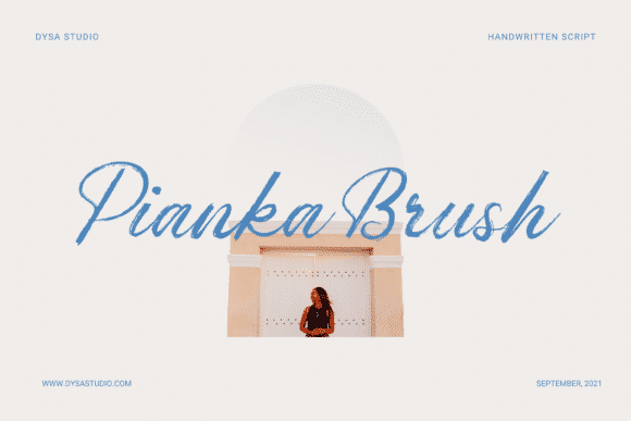 Pianka Brush Font