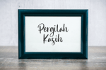 Romland Font