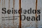 Seisdedos Dead Stencil 2 Fonts