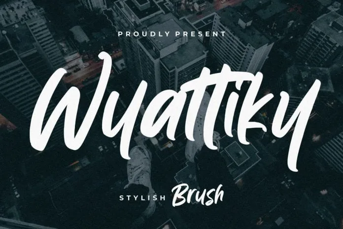 Wyattiky Stylish Brush