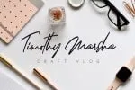 Dellamonde Script Font